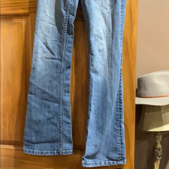 Jeans - Picture 2 of 5